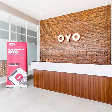 Super Oyo 360 Mangaan Residence Medan Exteriör bild