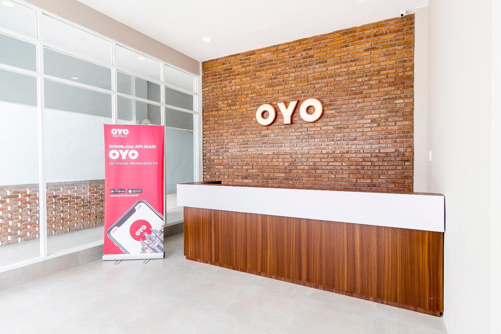 Super Oyo 360 Mangaan Residence Medan Exteriör bild