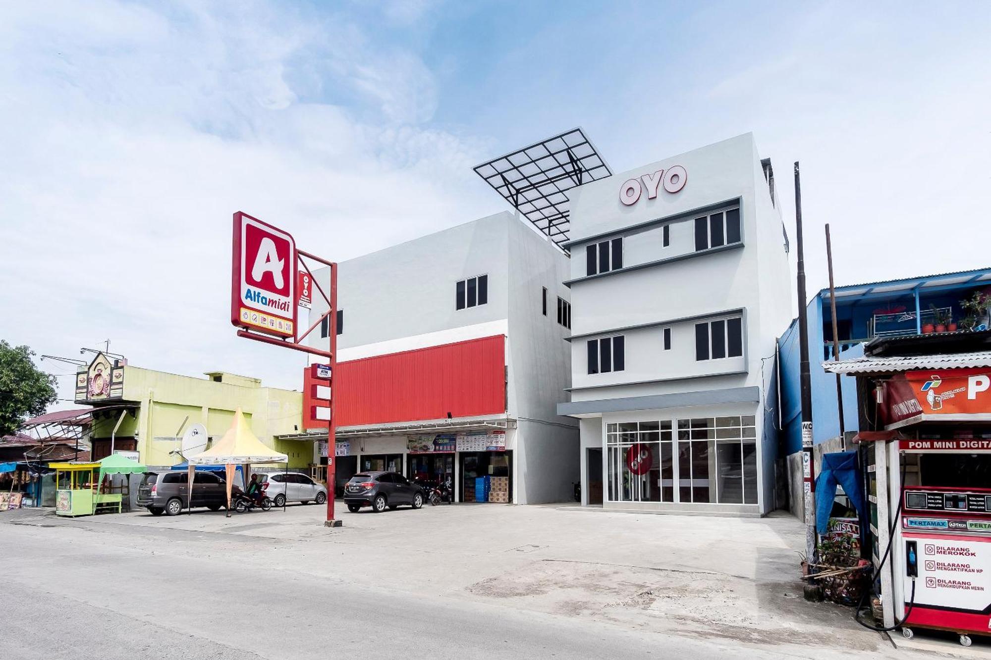 Super Oyo 360 Mangaan Residence Medan Exteriör bild