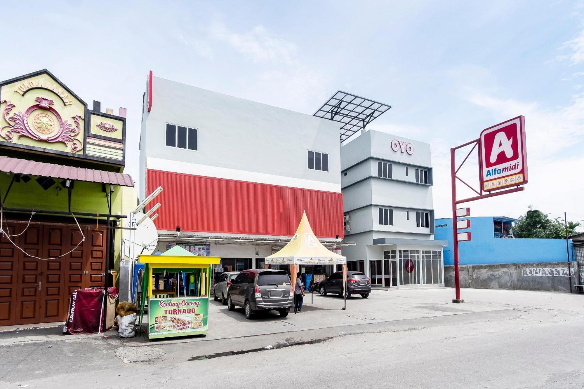 Super Oyo 360 Mangaan Residence Medan Exteriör bild